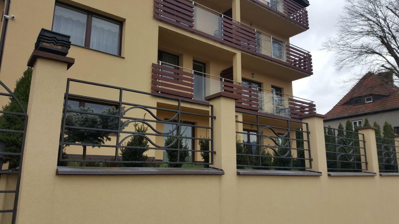Apartament Z Widokiem-Blizej Zdroju Polanica-Zdrój Exterior foto
